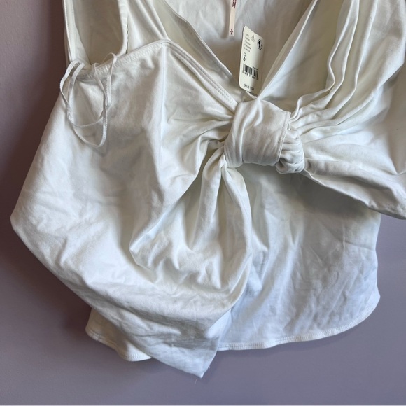 NWT Free People Dramatic Big Bow Ivory Cropped Tank Top Size Small - Picture 3 of 10